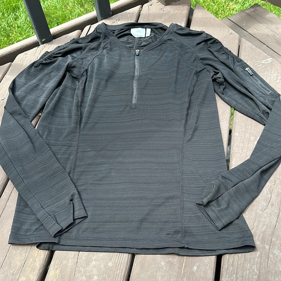 Athleta Pacifica Contour 1/2 Zip Swim Shirt Womens Large Black Long Sleeve - Picture 4 of 9